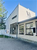 Cintorín a dom smútku